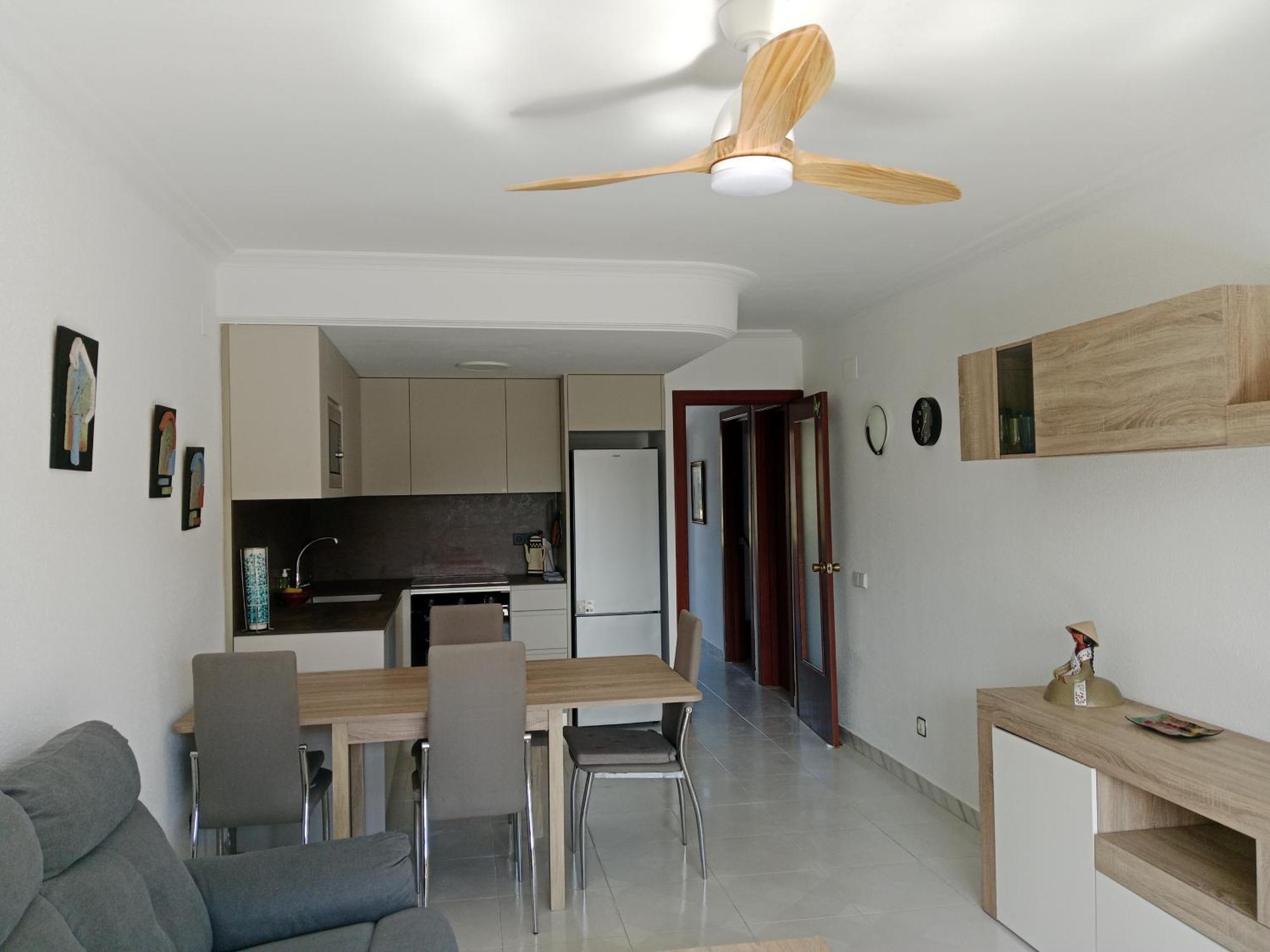 Cozzy Flat In A Quiet And Nice Area / Acogedor Apartamento En Zona Tranquila Y Agradable Cambrils Exterior photo